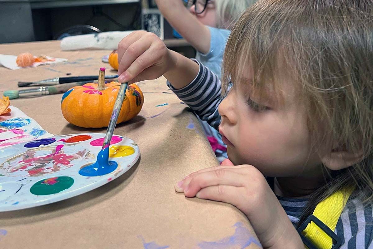 samantha paintsx800 samantha paintsx800